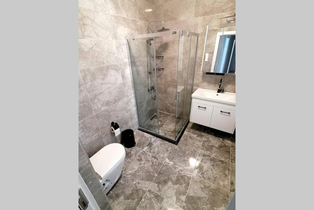 اسطنبول Khalkedon Flat 2 - Kadikoy'Deki Konaklama Adresiniz المظهر الخارجي الصورة