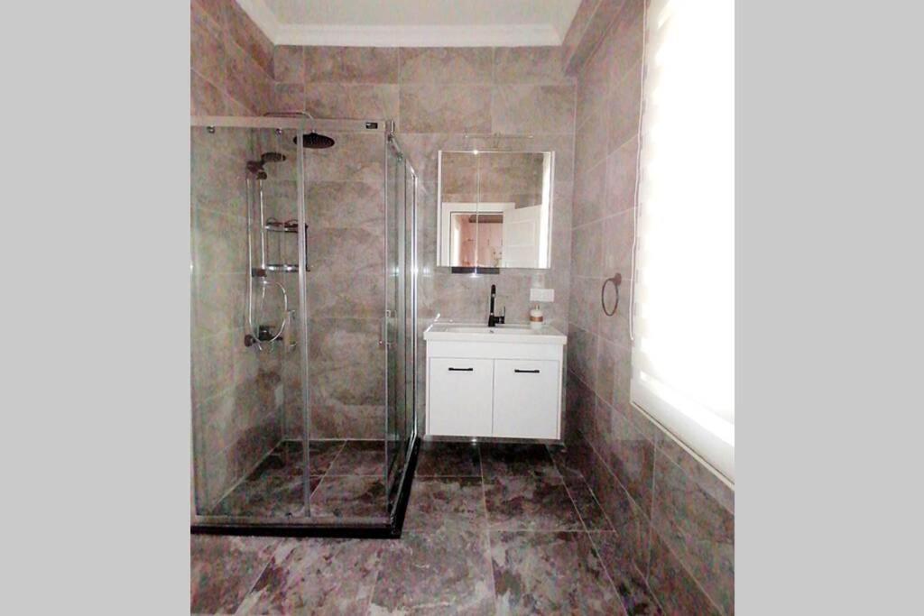 اسطنبول Khalkedon Flat 2 - Kadikoy'Deki Konaklama Adresiniz المظهر الخارجي الصورة