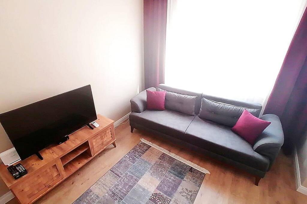 اسطنبول Khalkedon Flat 2 - Kadikoy'Deki Konaklama Adresiniz المظهر الخارجي الصورة